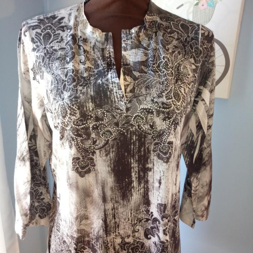 CHICO'S WOMENS BLACK BEADED SHIRT